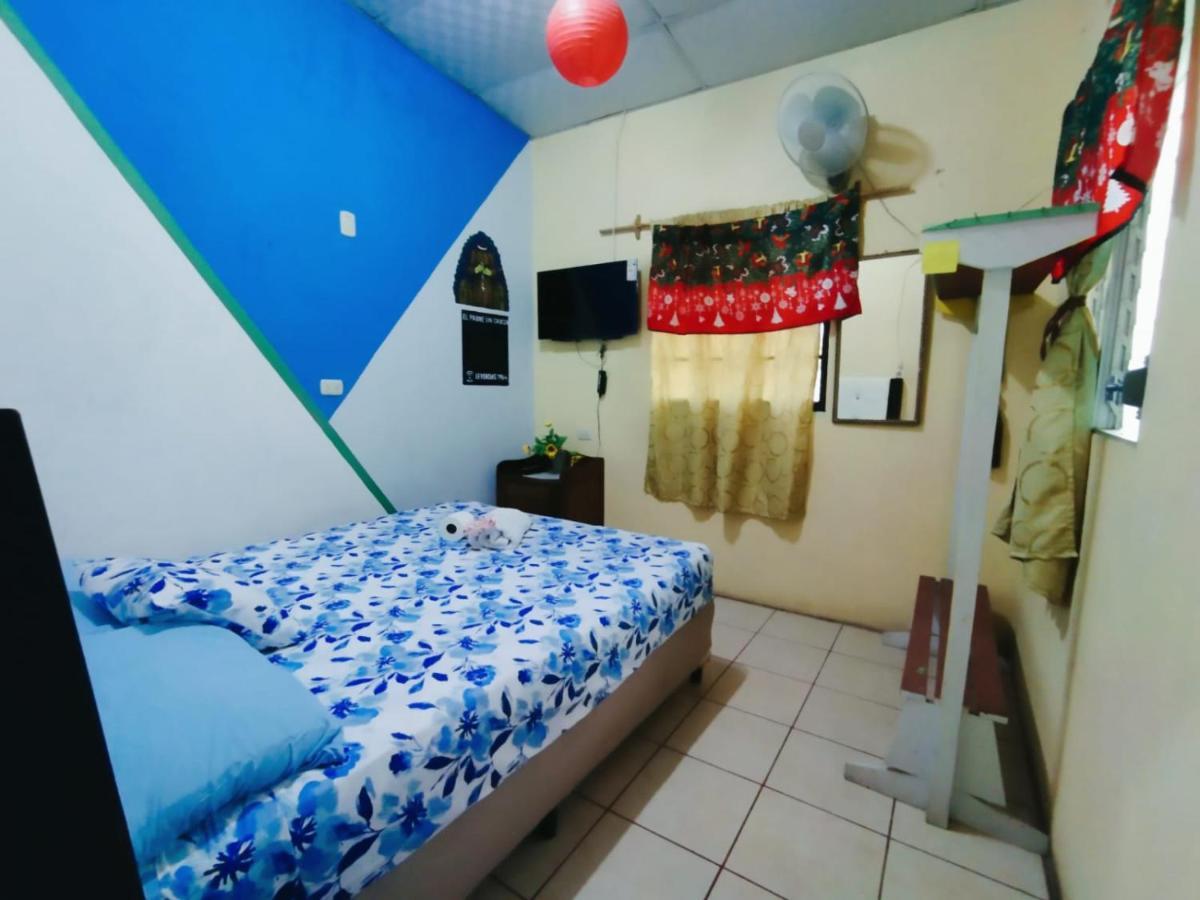 Hostal Leyendas León エクステリア 写真