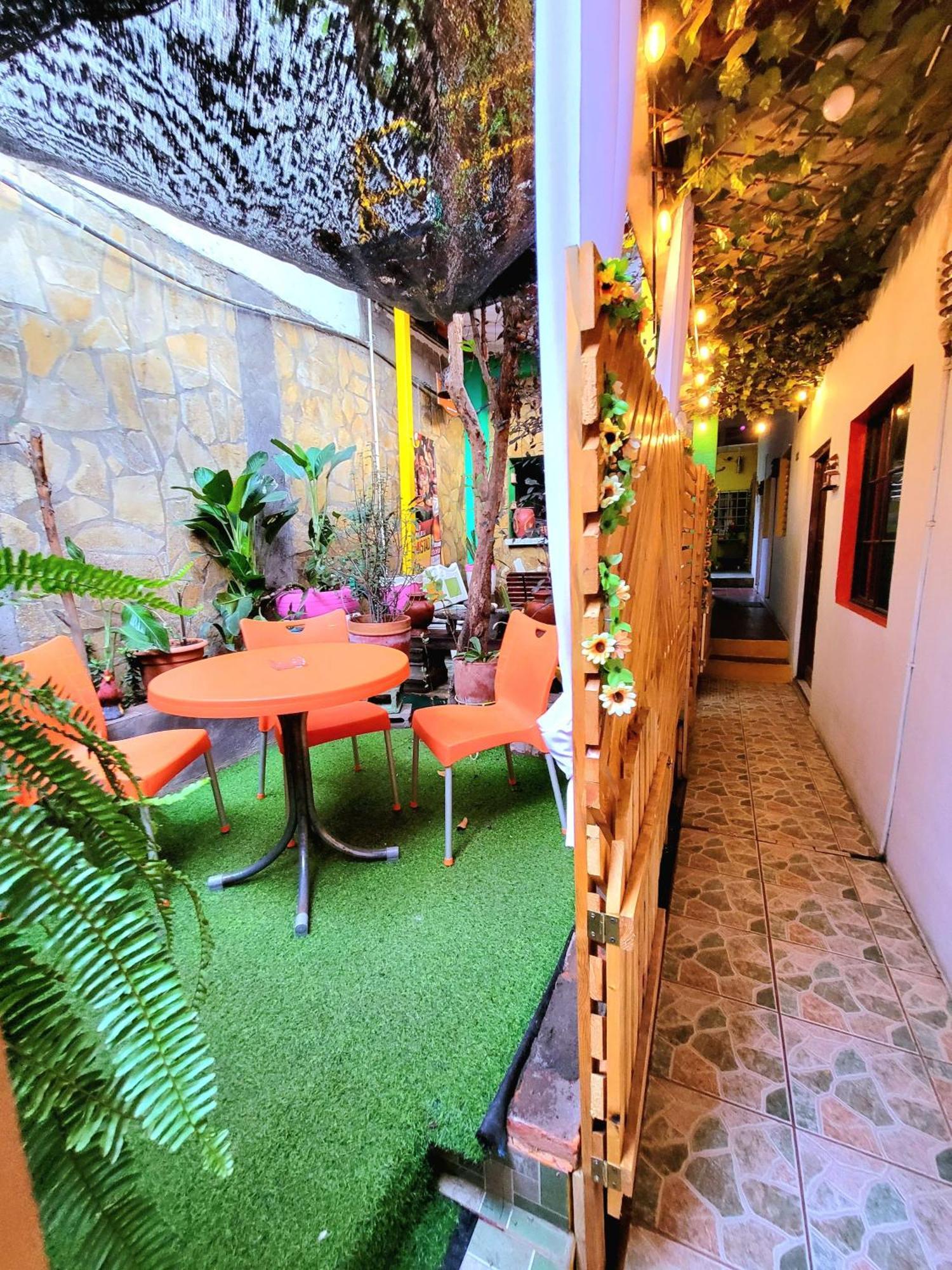 Hostal Leyendas León エクステリア 写真